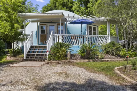 4312 Ford St, Gulfport, MS 39501