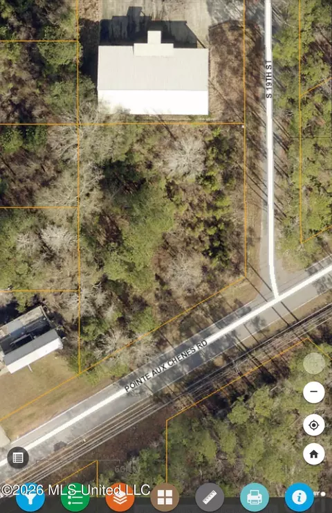 8202 Pointe Aux Chenes Rd, Ocean Springs, MS 39564