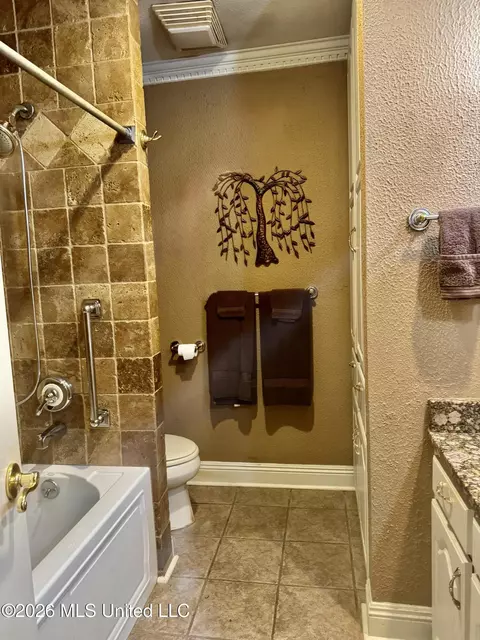 Bath - 11 Pond Meadow Rd, Natchez, MS 39120 photo 1 of 8