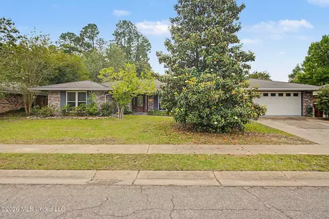 738 Parkwood Dr, Long Beach, MS 39560
