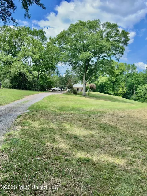Exterior - 3115 River Ridge Rd, Summit, MS 39666 photo 2 of 8