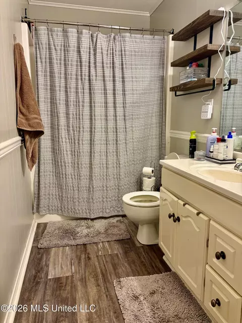 Bath - 3115 River Ridge Rd, Summit, MS 39666 photo 1 of 2