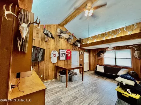 Entry Way - 3115 River Ridge Rd, Summit, MS 39666 photo 2 of 2