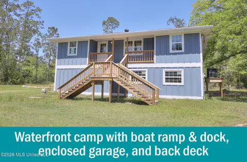 6070 3rd St, Bay Saint Louis, MS 39520