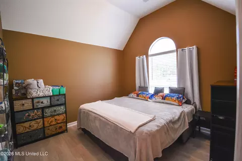 Bedroom - 8939 Travis Dr, Olive Branch, MS 38654 photo 3 of 3