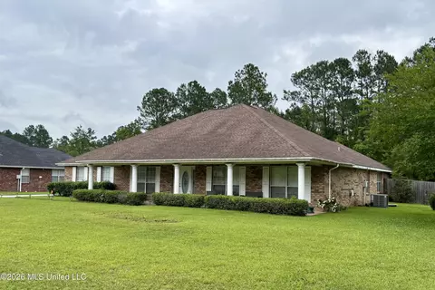 10291 Lake Forest Dr, Vancleave, MS 39565
