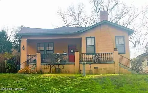 1022 Markham St, Vicksburg, MS 39180
