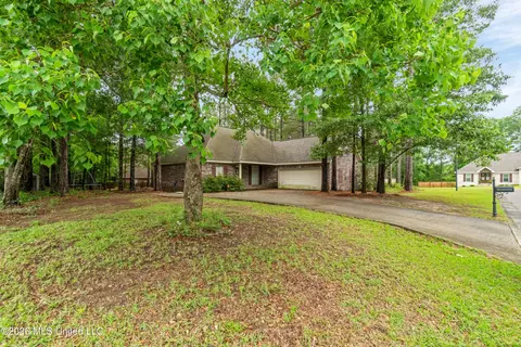 59 Lamplighter Ln, Purvis, MS 39475