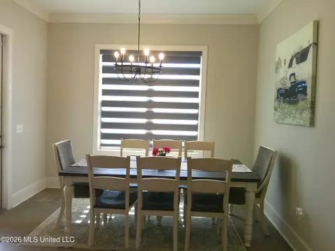 Dining - 107 Catherine Blvd, Clinton, MS 39056 photo 1 of 2