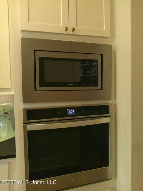 Kitchen - 107 Catherine Blvd, Clinton, MS 39056 photo 5 of 6