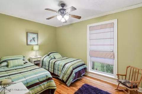 Bedroom - 137 Lakeview Dr, Madison, MS 39110 photo 2 of 3