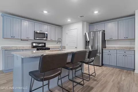 Kitchen - 1004 Enclave Cir, Long Beach, MS 39560 photo 1 of 2