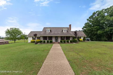 1329 Grantham Rd, Sumrall, MS 39482