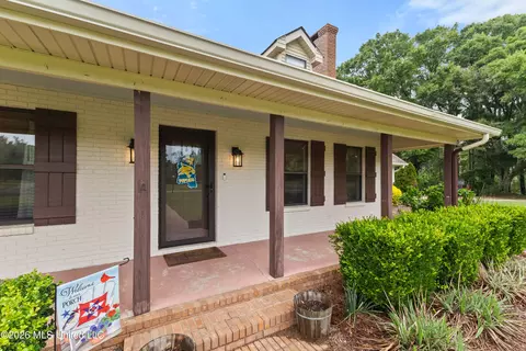 Exterior - 1329 Grantham Rd, Sumrall, MS 39482 photo 5 of 16
