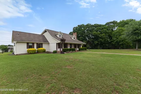 Exterior - 1329 Grantham Rd, Sumrall, MS 39482 photo 3 of 16