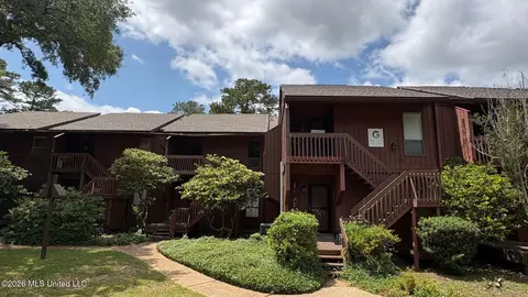 239 Lakeside Villa #G, Diamondhead, MS 39525