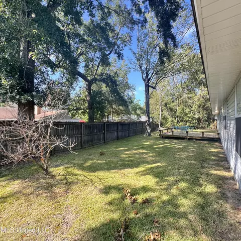 Exterior - 7828 Koko Pl, Diamondhead, MS 39525 photo 5 of 9