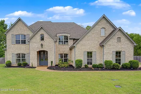 1674 Shepherd Dr, Hernando, MS 38632