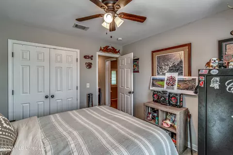 Bedroom - 1307 Augusta Dr, Brandon, MS 39042 photo 4 of 12