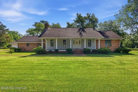 223 Hickory Ridge Rd, Florence, MS 39073
