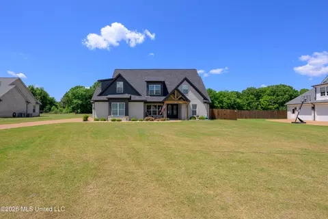 Exterior - 4325 Jenny Ln, Hernando, MS 38632 photo 2 of 8