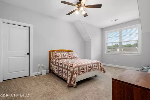Bedroom - 4325 Jenny Ln, Hernando, MS 38632 photo 3 of 3