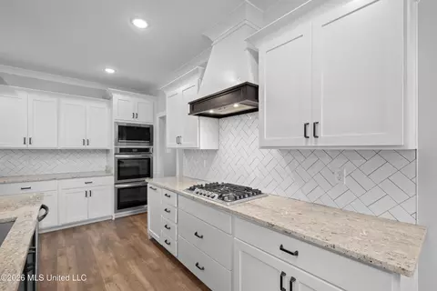 Kitchen - 4325 Jenny Ln, Hernando, MS 38632 photo 1 of 1