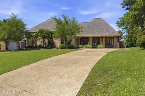 1408 Windrose Dr, Brandon, MS 39047