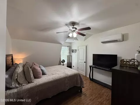 Bedroom - 128 SE Jones St, Flora, MS 39071 photo 1 of 3
