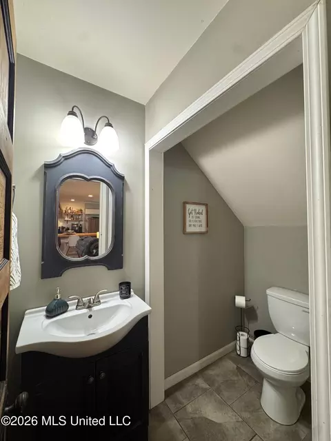 Bath - 128 SE Jones St, Flora, MS 39071 photo 1 of 4