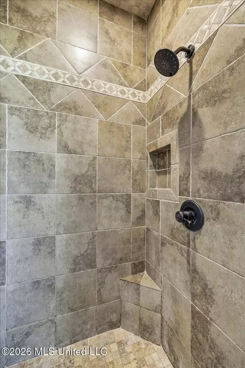 Bath - 306 Cedar Stone Ct, Florence, MS 39073 photo 3 of 5
