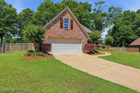Exterior - 306 Cedar Stone Ct, Florence, MS 39073 photo 2 of 6