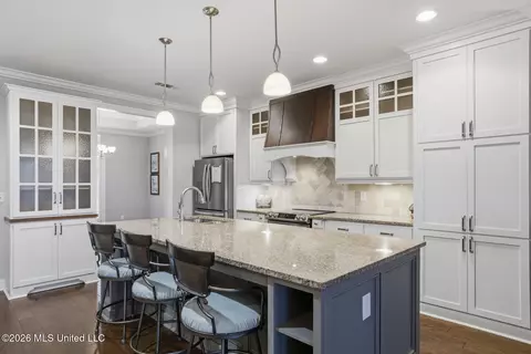 Kitchen - 40 Savannah Cir, Brandon, MS 39047 photo 2 of 4