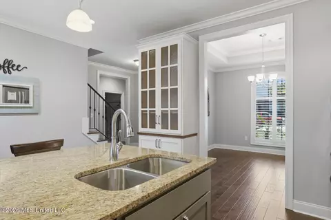 Entry Way - 40 Savannah Cir, Brandon, MS 39047 photo 3 of 4
