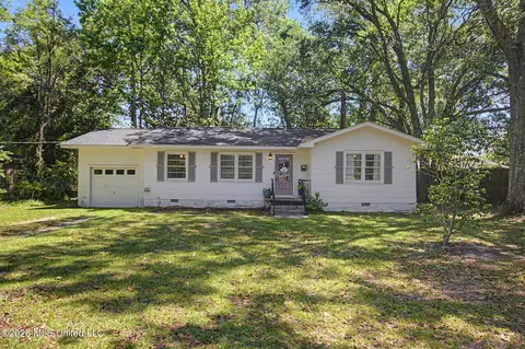 5102 Monroe Ave, Gulfport, MS 39507