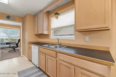 Kitchen - 419 Pinecrest Cir, Long Beach, MS 39560 photo 2 of 2