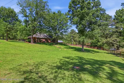 Exterior - 1800 White Rd, Florence, MS 39073 photo 3 of 10