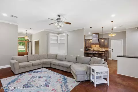 Living - 1800 White Rd, Florence, MS 39073 photo 2 of 3