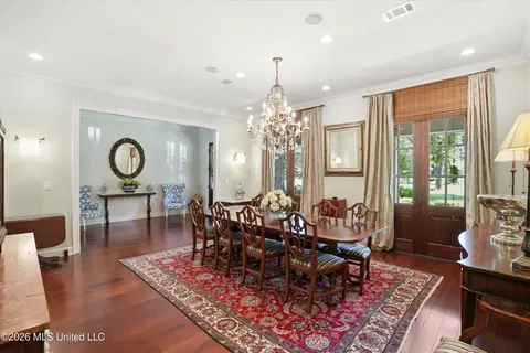 Dining - 100 City Limits Rd, Brandon, MS 39042 photo 1 of 6