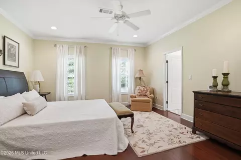 Bedroom - 100 City Limits Rd, Brandon, MS 39042 photo 3 of 8