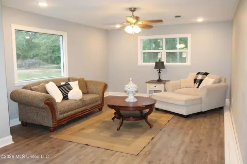 Living - 461 Roberts Rd # B, Canton, MS 39046 photo 1 of 1