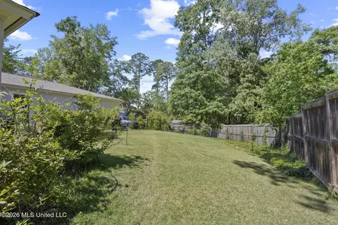 Exterior - 2086 Culleywood Rd, Jackson, MS 39211 photo 13 of 17