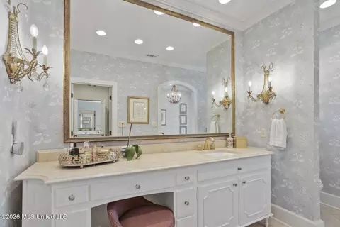 Bath - 2086 Culleywood Rd, Jackson, MS 39211 photo 3 of 16