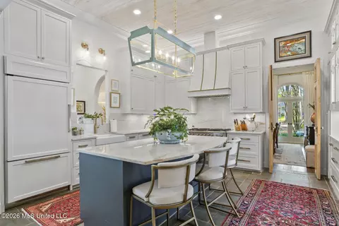 Kitchen - 2086 Culleywood Rd, Jackson, MS 39211 photo 2 of 7