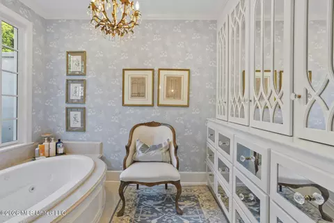 Bath - 2086 Culleywood Rd, Jackson, MS 39211 photo 5 of 16