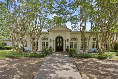Exterior - 2086 Culleywood Rd, Jackson, MS 39211 photo 5 of 17