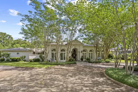 Exterior - 2086 Culleywood Rd, Jackson, MS 39211 photo 3 of 17