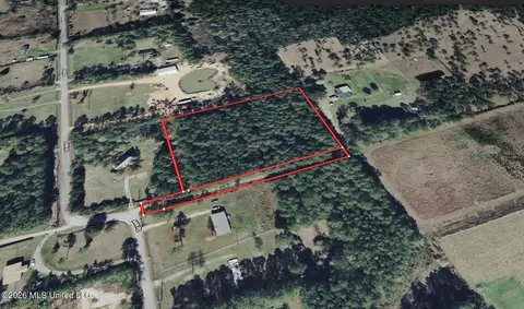 13915 Ann Rd, Moss Point, MS 39562 photo 3