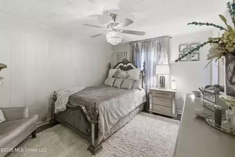 Bedroom - 809 Saint Augustine Ext, Mccomb, MS 39648 photo 1 of 3