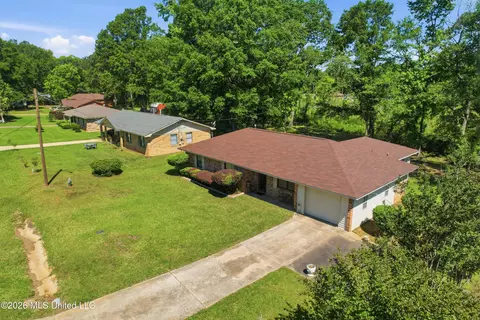 View/Area - 809 Saint Augustine Ext, Mccomb, MS 39648 photo 1 of 1